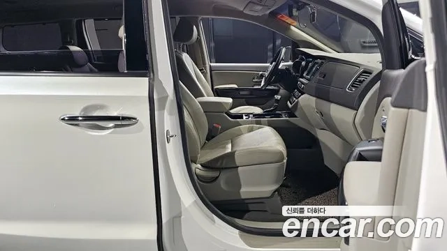 Kia All New Carnival 2018 Белый из Кореи, фото 2
