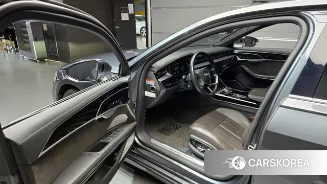 Audi A8 (D5) 2021 Серый из Кореи, фото 2