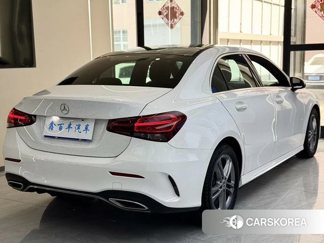 Mercedes-Benz Class A 2022 Белый из Китая, фото 2