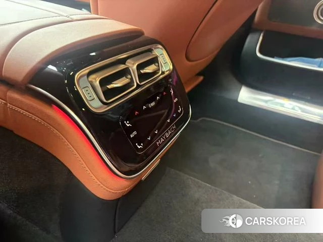 Mercedes-Benz Maybach S-class 2023 Черный из Китая, фото 2