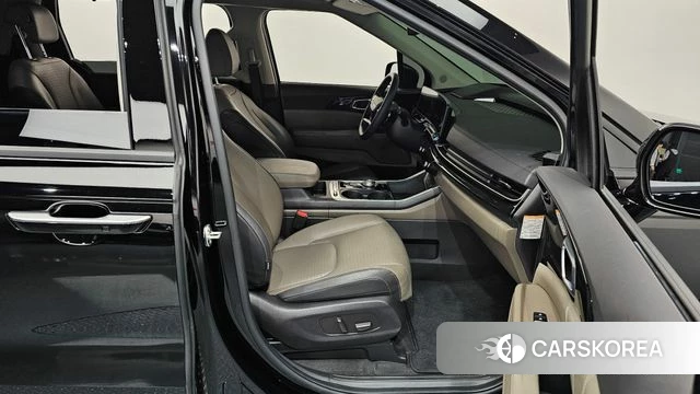 Kia The New Carnival 4th Generation 2024 Черный из Кореи, фото 2