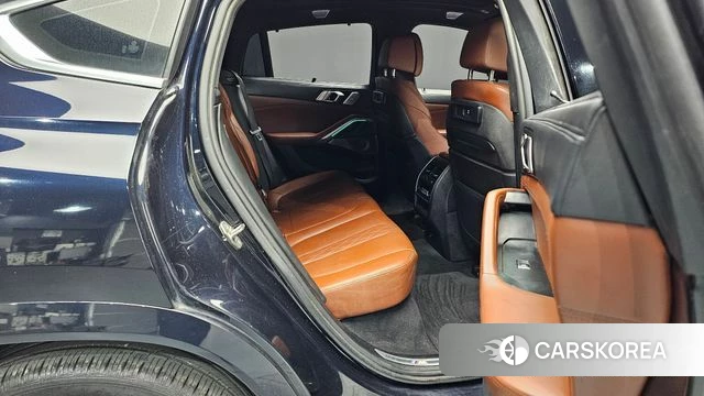 BMW X6 (G06) 2022 Черный из Кореи, фото 2