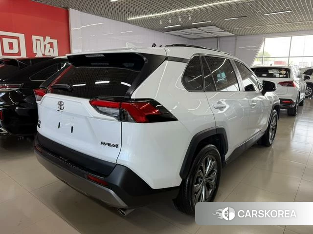 Toyota RAV4 Rongfang 2024 Белый из Китая, фото 2