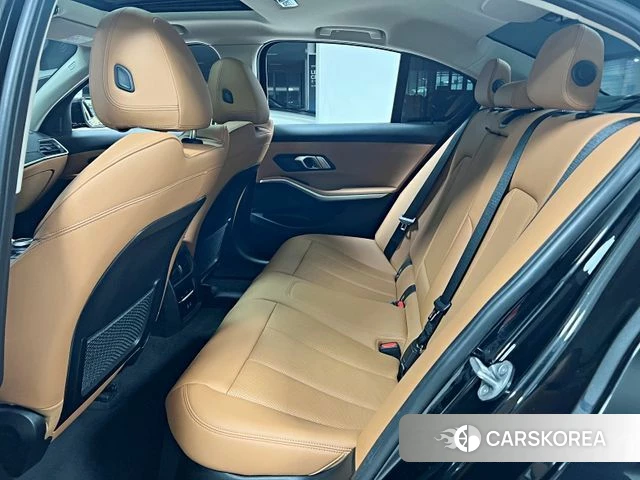 BMW 3 Series (G20) 2023 Черный из Кореи, фото 2