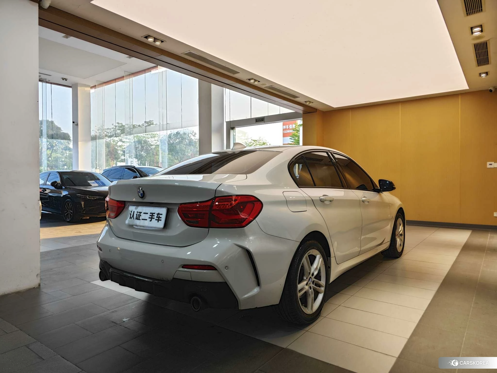 BMW 1 series 2021 Белый из Китая, фото 2