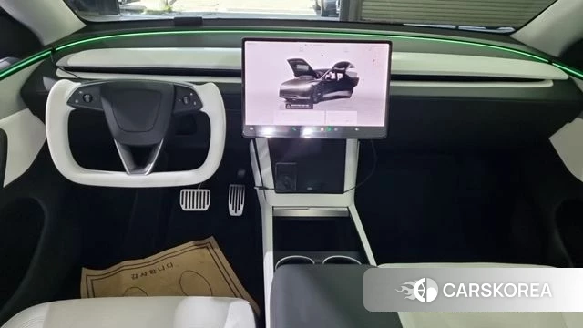 Tesla Model Y 2025 Черный из Кореи, фото 2