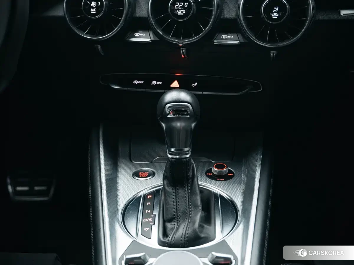 Audi TT 2018 Silver/gray из Китая, фото 2