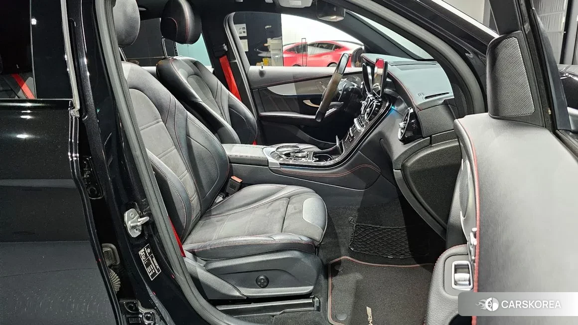 Mercedes-Benz GLC-Class X253 2019 Черный из Кореи, фото 2