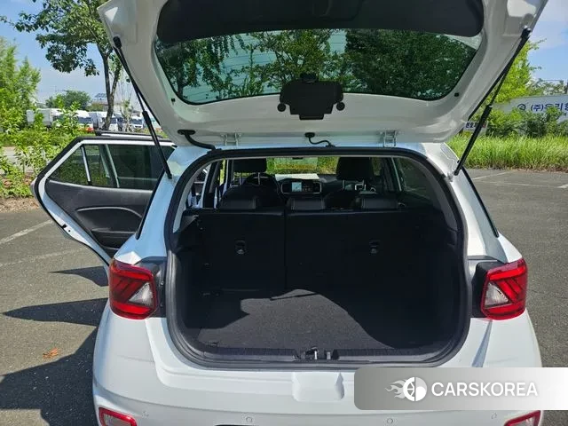 Hyundai Venue 2020 Белый из Кореи, фото 2