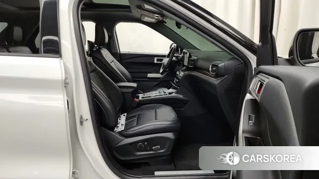 Ford Explorer 6th Generation 2020 Белый из Кореи, фото 2