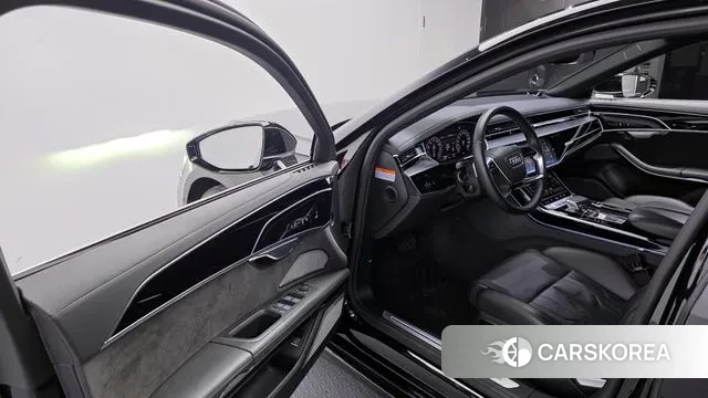 Audi A8 (D5) 2020 Черный из Кореи, фото 2