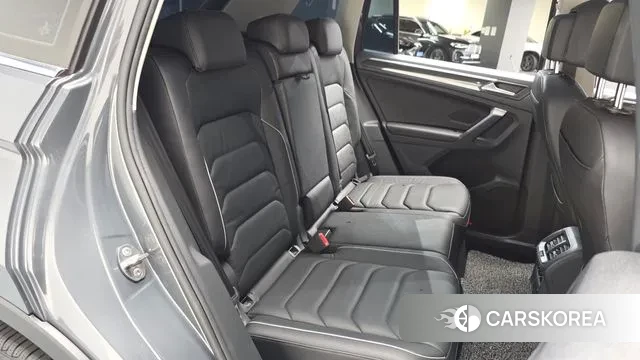 Volkswagen Tiguan second Generation 2022 Серый из Кореи, фото 2