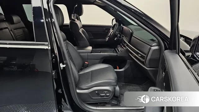 Hyundai Santa Fe (MX5) 2023 Черный из Кореи, фото 2