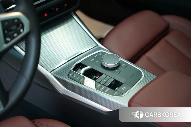 BMW 3 series 2023 Белый из Китая, фото 2