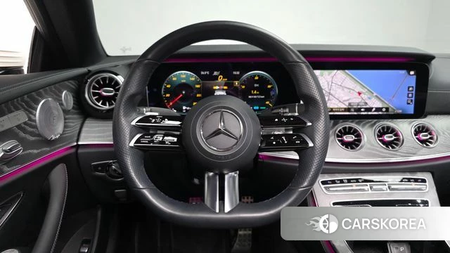 Mercedes-Benz E-Class W213 2021 Белый из Кореи, фото 2