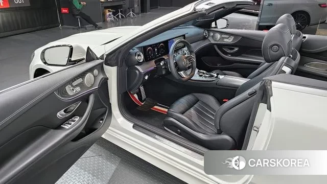 Mercedes-Benz E-Class W213 2022 Белый из Кореи, фото 2