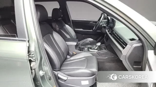 Ssangyong The New Rexton Sports Cannes 2024 Темно-зеленый из Кореи, фото 2