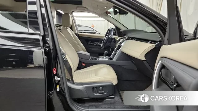 Land Rover Discovery Sports 2nd Generation 2020 Черный из Кореи, фото 2