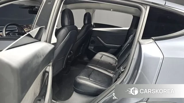 Tesla Model Y 2022 Серый из Кореи, фото 2