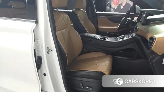 Hyundai The New Santa Fe 2022 Белый из Кореи, фото 2