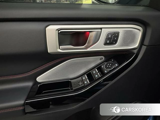 Ford Explorer 2021 Синий из Китая, фото 2