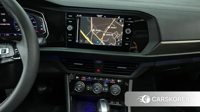 Volkswagen 7th Generation of Jetta 2021 Белый из Кореи, фото 2