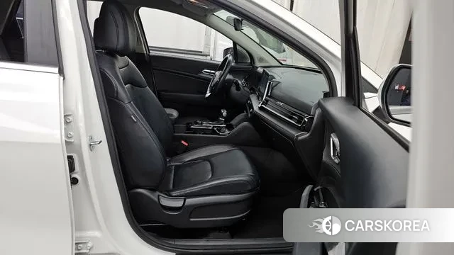 Kia Sportage 5th Generation 2022 Белый из Кореи, фото 2