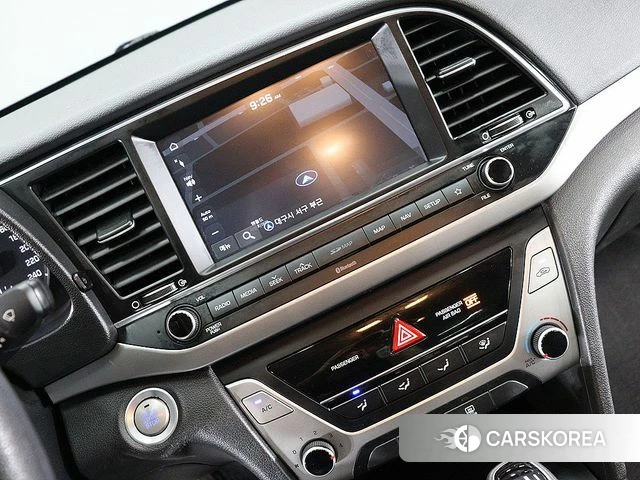 Hyundai Avante AD 2018 Белый из Кореи, фото 2