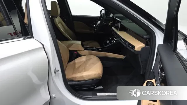 Lincoln Corsair 2021 Белый из Кореи, фото 2
