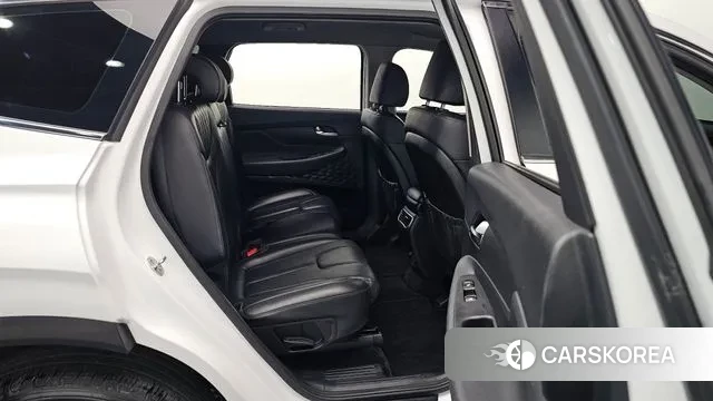 Hyundai The New Santa Fe 2021 Белый из Кореи, фото 2