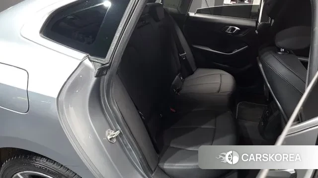 BMW 2 Series Gran Coupe (F44) 2022 Серебристо-серый из Кореи, фото 2