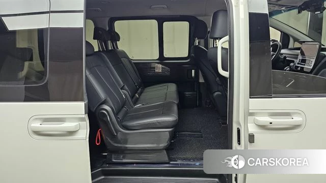 Hyundai Staria 2024 Белый из Кореи, фото 2