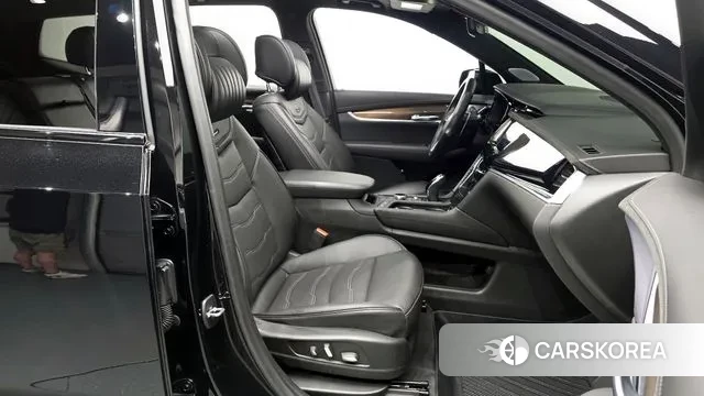 Cadillac XT6 2023 Черный из Кореи, фото 2