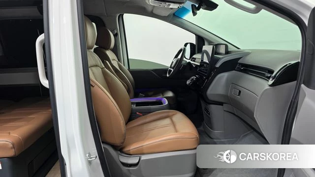 Hyundai Staria 2024 Белый из Кореи, фото 2