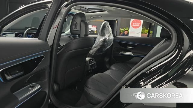 Mercedes-Benz E-Class W214 2024 Черный из Кореи, фото 2