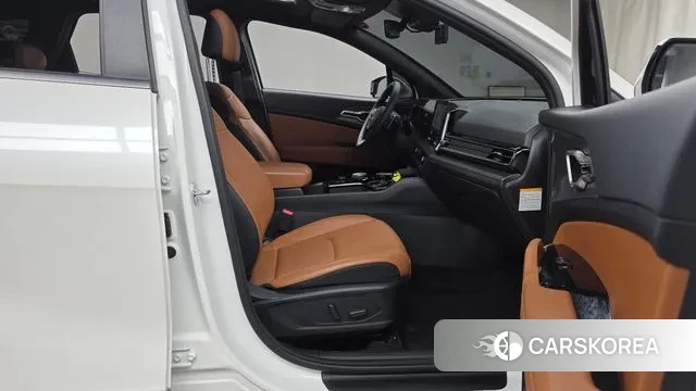 Kia Sportage 5th Generation Hybrid 2022 Белый из Кореи, фото 2