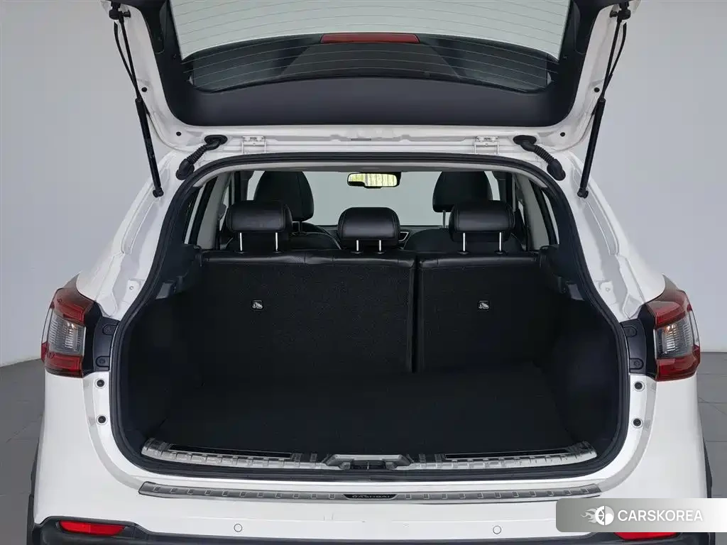 Nissan Qashqai 2021 Белый из Китая, фото 2