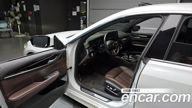 BMW 6 Series GT (G32) 2021 Белый из Кореи, фото 2