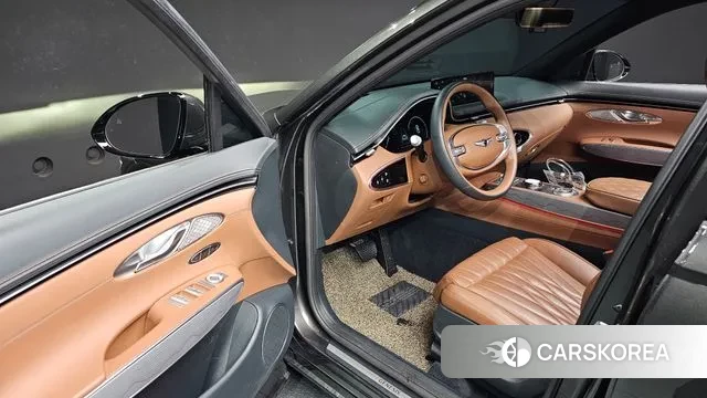 Genesis GV70 2023 Серый из Кореи, фото 2