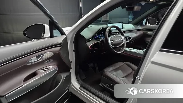 Genesis GV70 2022 Белый из Кореи, фото 2