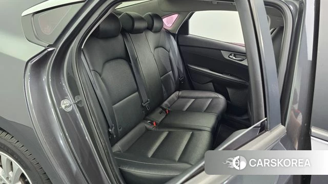 Kia Come New K3 2018 Серый из Кореи, фото 2