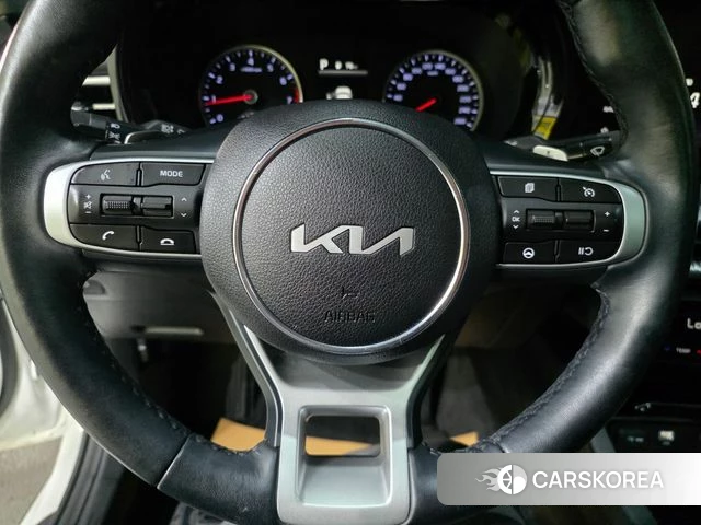 Kia K5 3rd generation 2022 Белый из Кореи, фото 2