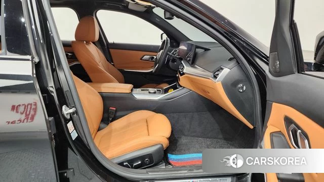 BMW 3 Series (G20) 2024 Черный из Кореи, фото 2