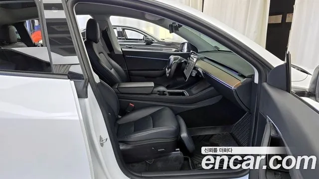 Tesla Model Y 2021 Белый из Кореи, фото 2