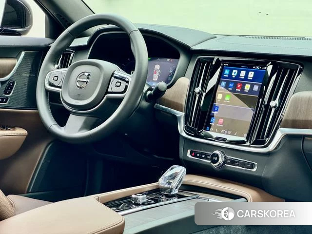 Volvo S90 2025 Черный из Китая, фото 2