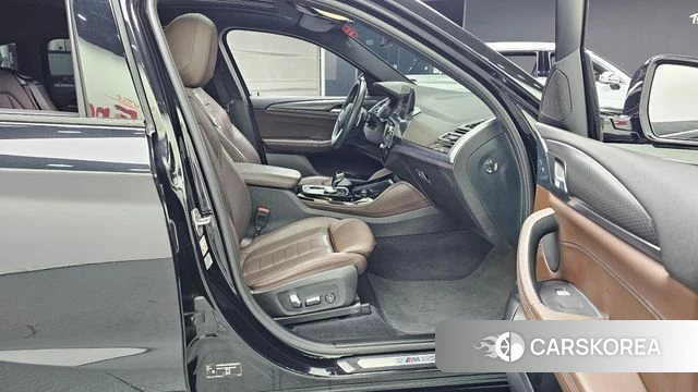 BMW X4 (G02) 2023 Черный из Кореи, фото 2