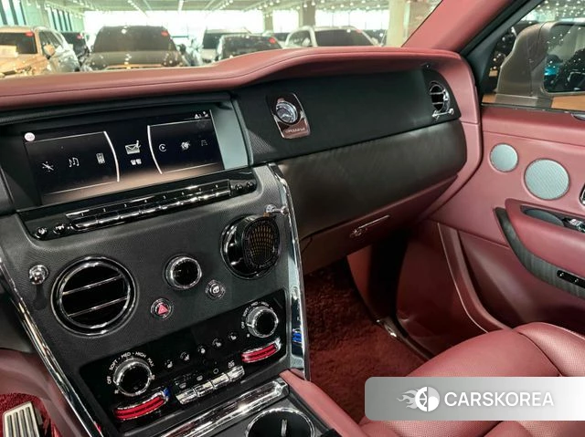 Rolls-Royce Cullinan 2021 Песочный из Кореи, фото 2