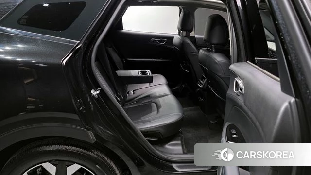 Kia Sportage 5th Generation 2023 Черный из Кореи, фото 2