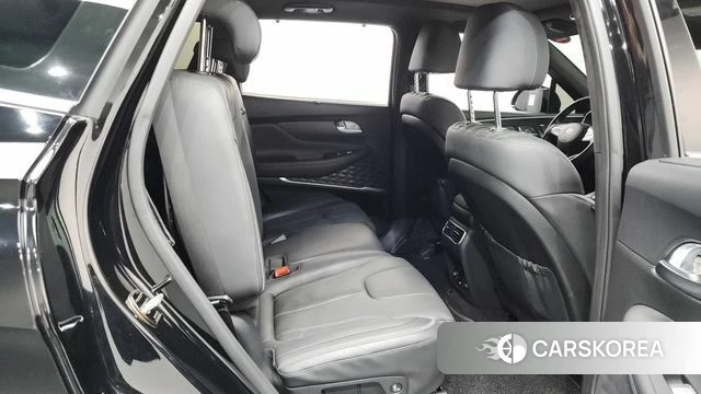 Hyundai The New Santa Fe 2022 Черный из Кореи, фото 2