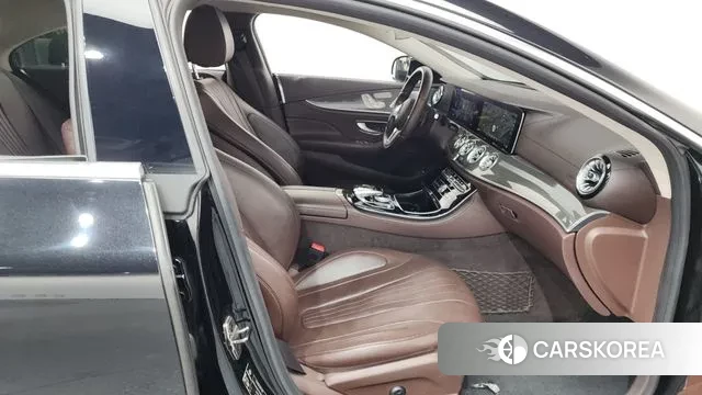 Mercedes-Benz CLS-Class C257 2018 Черный из Кореи, фото 2